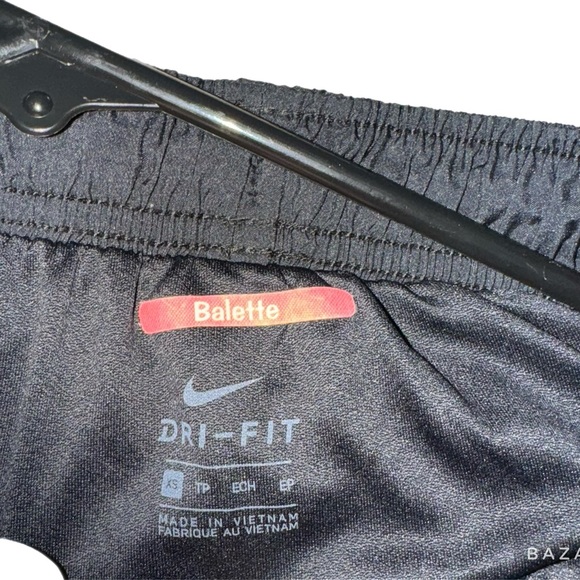 Nike Dri-fit Running short ( XS-Small) - Picture 5 of 6